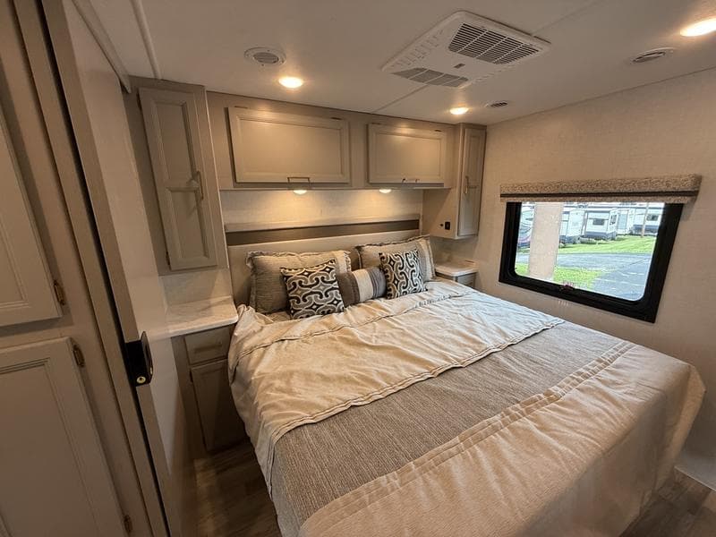 2026 Thor Motor Coach 2026 Thor Motor Coach Windsport - thumbnail 18
