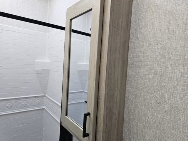 2026 East to West 2026 East to West Alta Toy Hauler - thumbnail 33