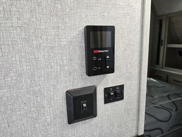 2026 East to West 2026 East to West Alta Toy Hauler - thumbnail 36