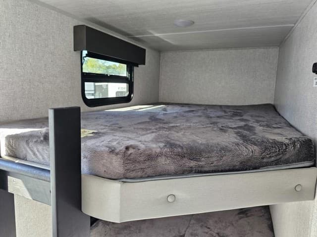 2026 East to West 2026 East to West Alta - thumbnail 26