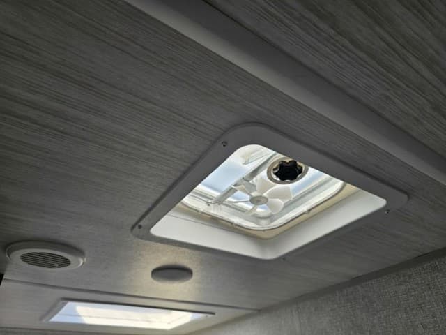 2026 East to West 2026 East to West Alta - thumbnail 31