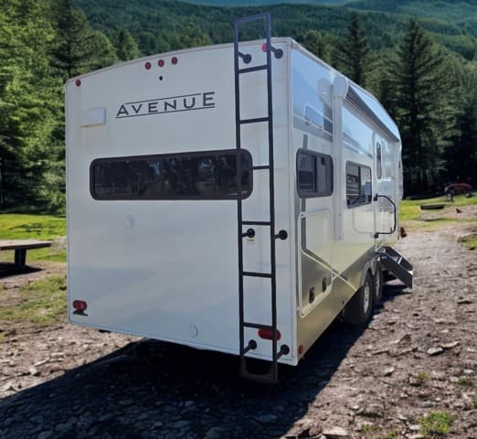 2026 Alliance RV 2026 Alliance RV Avenue - thumbnail 3