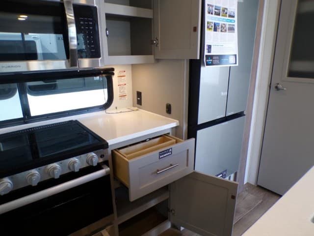 2026 Alliance RV 2026 Alliance RV Avenue - thumbnail 34