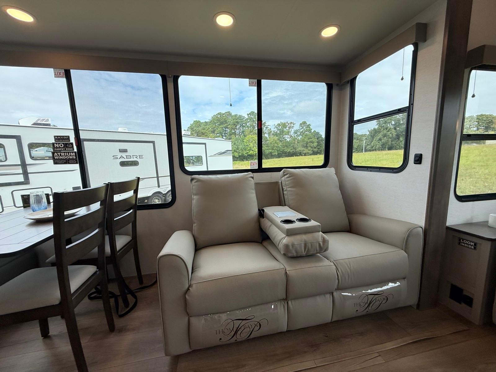 2026 Alliance RV 2026 Alliance RV Avenue - thumbnail 17