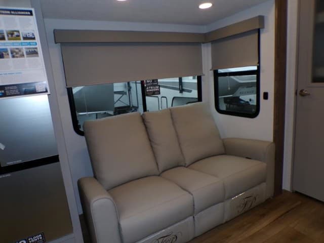 2026 Alliance RV 2026 Alliance RV Avenue - thumbnail 17