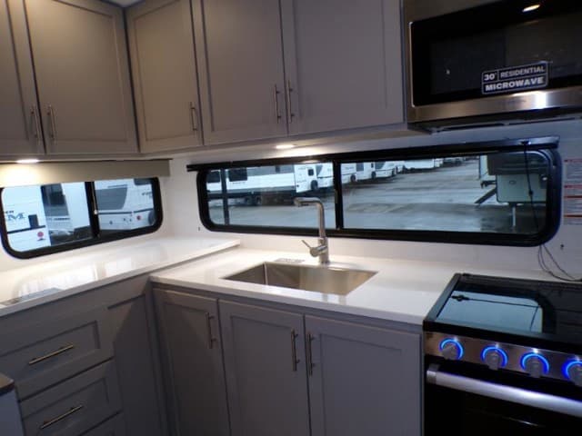 2026 Alliance RV 2026 Alliance RV Avenue - thumbnail 30