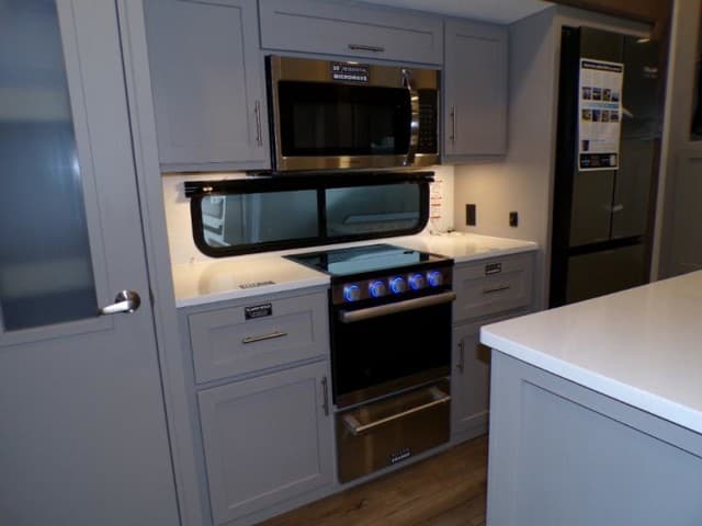 2026 Alliance RV 2026 Alliance RV Avenue - thumbnail 28