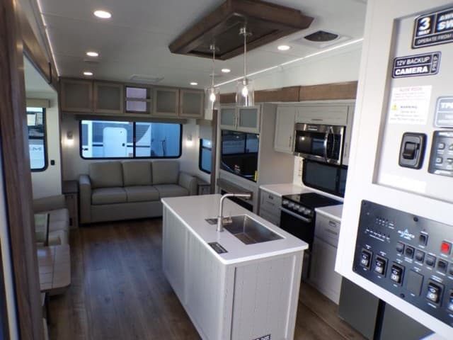 2026 Alliance RV 2026 Alliance RV Avenue - thumbnail 12