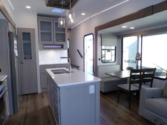 2026 Alliance RV 2026 Alliance RV Avenue - thumbnail 13