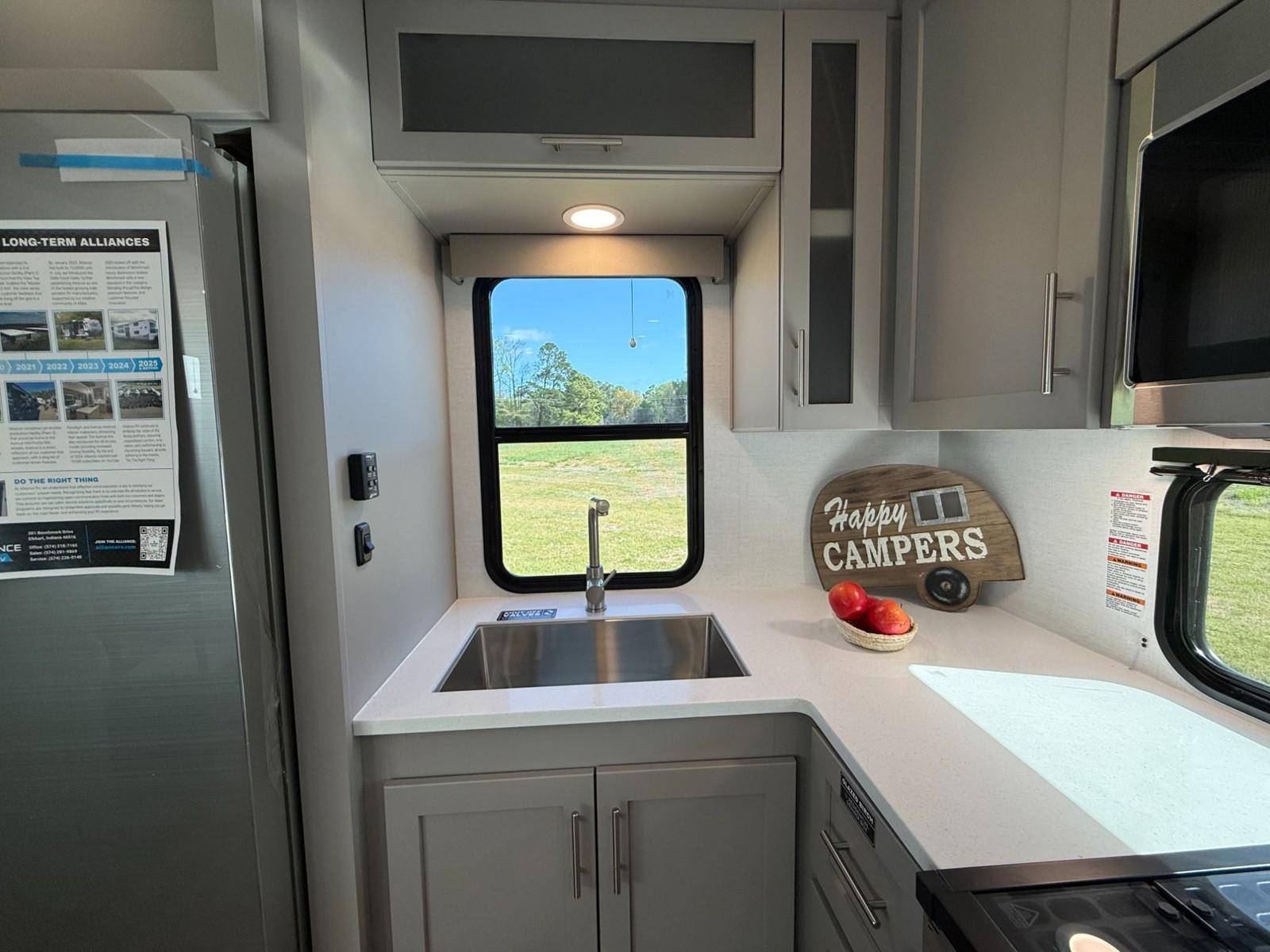 2026 Alliance RV 2026 Alliance RV Avenue - thumbnail 10