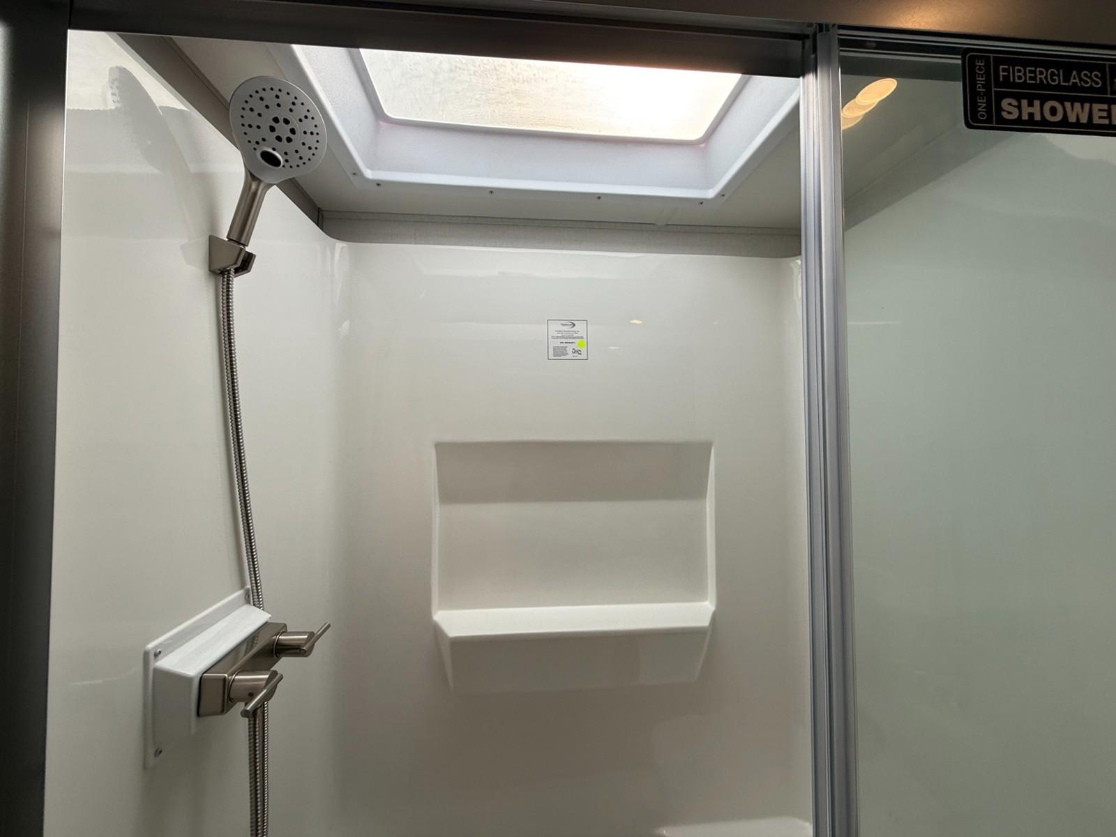 2026 Alliance RV 2026 Alliance RV Avenue - thumbnail 25