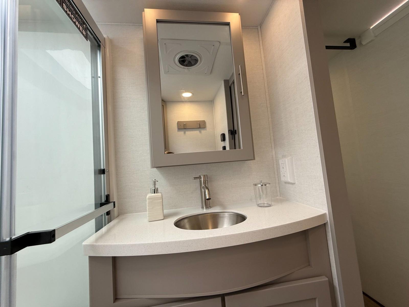 2026 Alliance RV 2026 Alliance RV Avenue - thumbnail 27