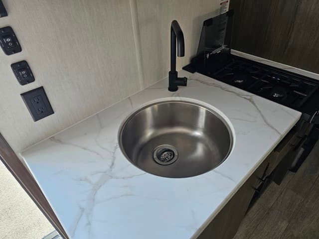 2026 Prime Time RV 2026 Prime Time RV Avenger - thumbnail 13