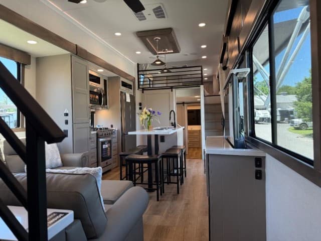 2026 Alliance RV 2026 Alliance RV Benchmark - thumbnail 5