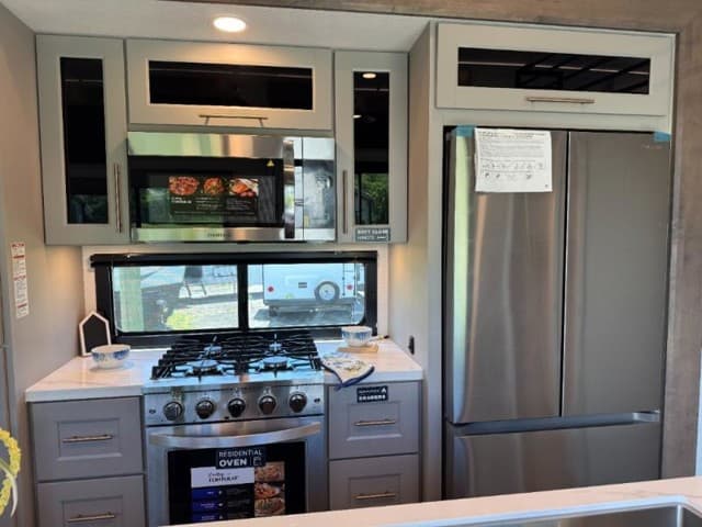 2026 Alliance RV 2026 Alliance RV Benchmark - thumbnail 7