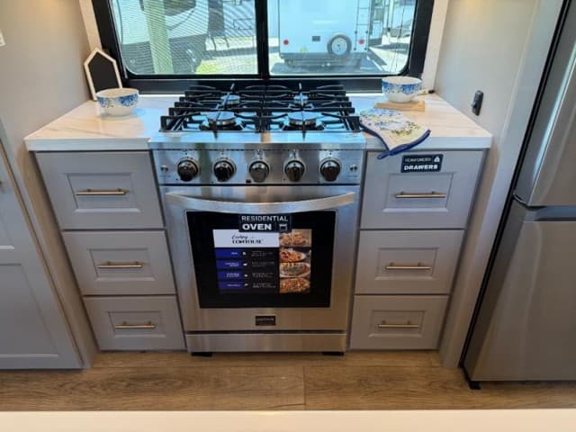 2026 Alliance RV 2026 Alliance RV Benchmark - thumbnail 8