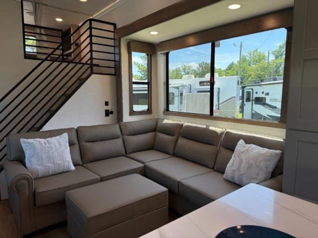 2026 Alliance RV 2026 Alliance RV Benchmark - thumbnail 14