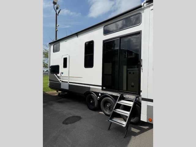 2026 Alliance RV 2026 Alliance RV Benchmark - thumbnail 5