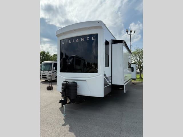 2026 Alliance RV 2026 Alliance RV Benchmark - thumbnail 12