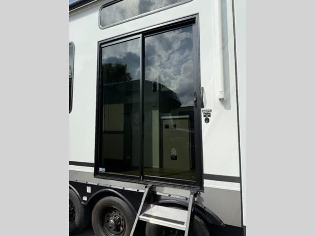 2026 Alliance RV 2026 Alliance RV Benchmark - thumbnail 13