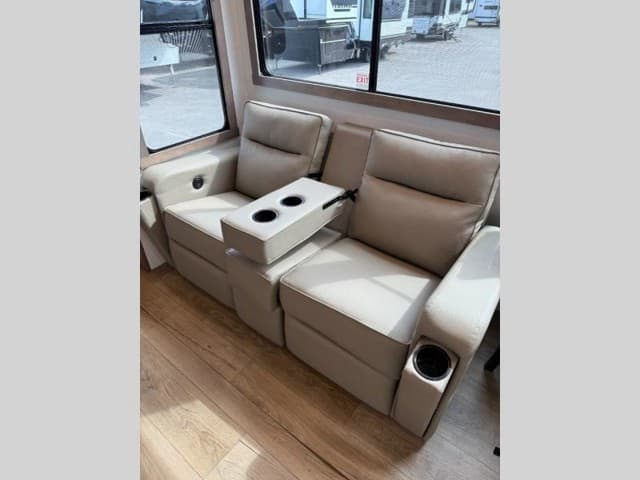 2026 Alliance RV 2026 Alliance RV Benchmark - thumbnail 16