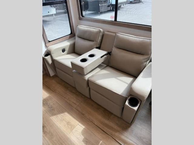 2026 Alliance RV 2026 Alliance RV Benchmark - thumbnail 39