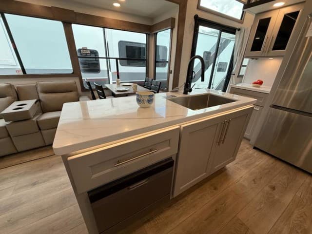 2026 Alliance RV 2026 Alliance RV Benchmark - thumbnail 12