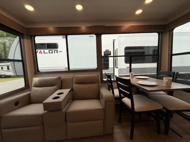 2026 Alliance RV 2026 Alliance RV Benchmark - thumbnail 17