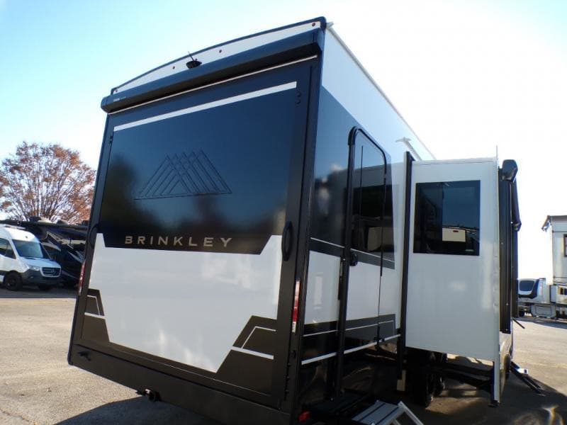 2026 Brinkley 2026 Brinkley Model Z - thumbnail 6