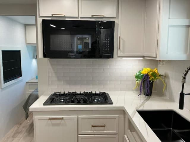 2025 Brinkley RV 2025 Brinkley RV Model I - thumbnail 9