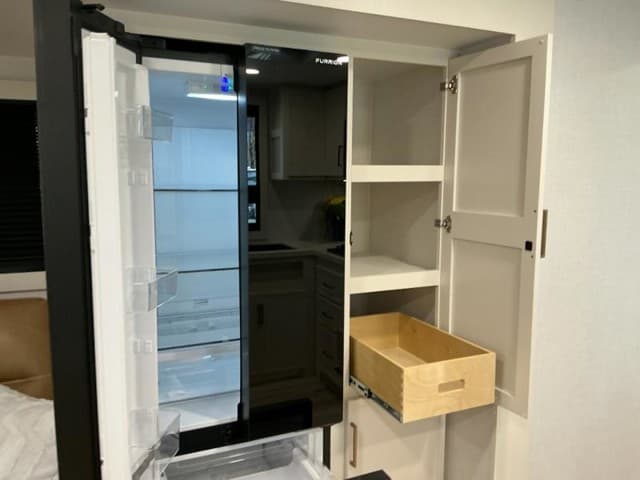 2025 Brinkley RV 2025 Brinkley RV Model I - thumbnail 11