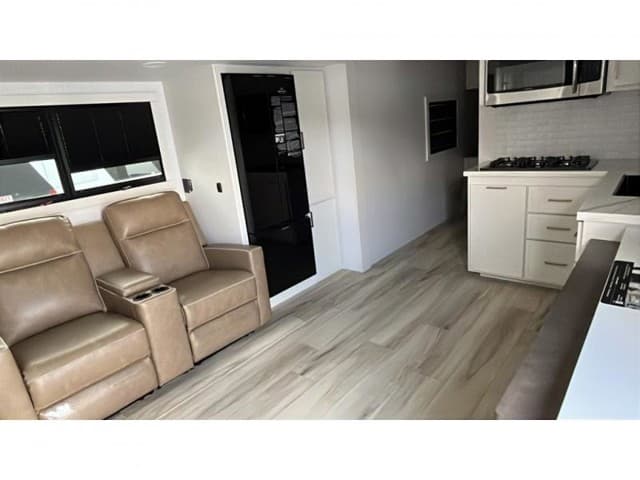 2026 Brinkley RV 2026 Brinkley RV Model I - thumbnail 12