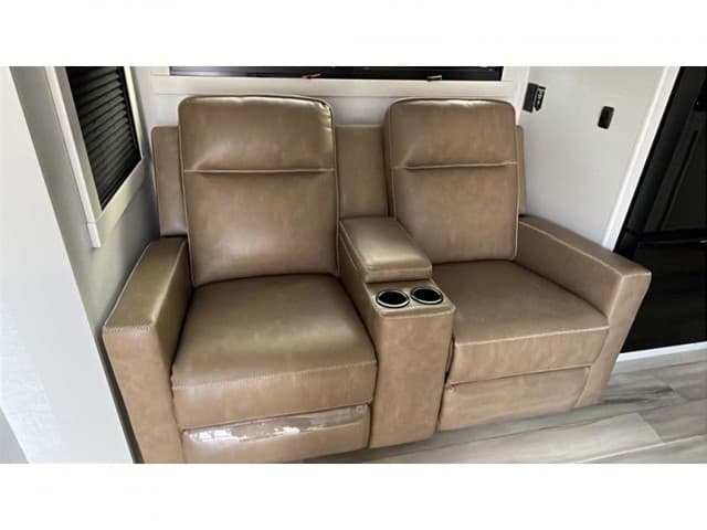 2026 Brinkley RV 2026 Brinkley RV Model I - thumbnail 17