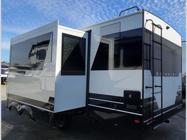 2025 Brinkley RV 2025 Brinkley RV Model I - thumbnail 5
