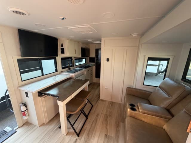 2026 Brinkley RV 2026 Brinkley RV Model IX - thumbnail 12