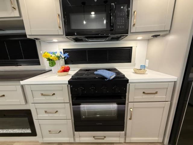 2026 Brinkley RV 2026 Brinkley RV Model Z - thumbnail 9