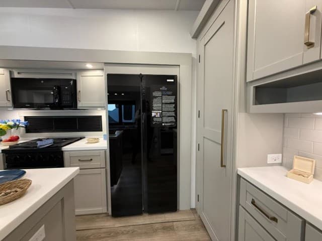 2026 Brinkley RV 2026 Brinkley RV Model Z - thumbnail 11