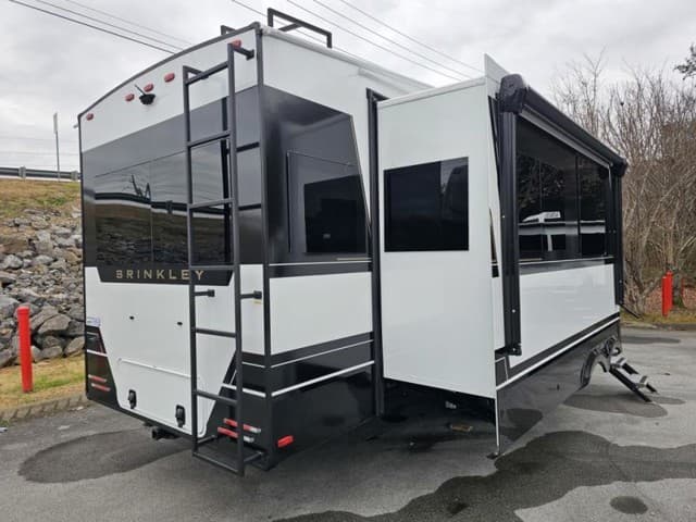 2026 Brinkley RV 2026 Brinkley RV Model Z - thumbnail 7