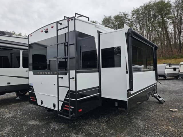 2026 Brinkley RV 2026 Brinkley RV Model Z - thumbnail 8