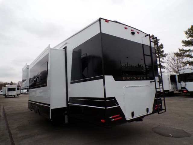 2026 Brinkley RV 2026 Brinkley RV Model Z - thumbnail 4