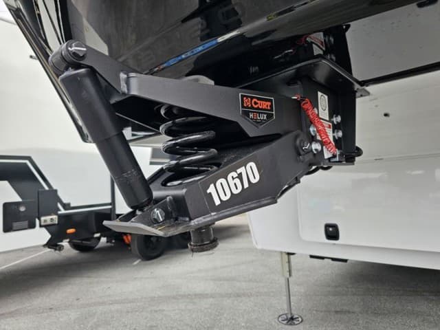 2026 Brinkley RV 2026 Brinkley RV Model Z - thumbnail 3