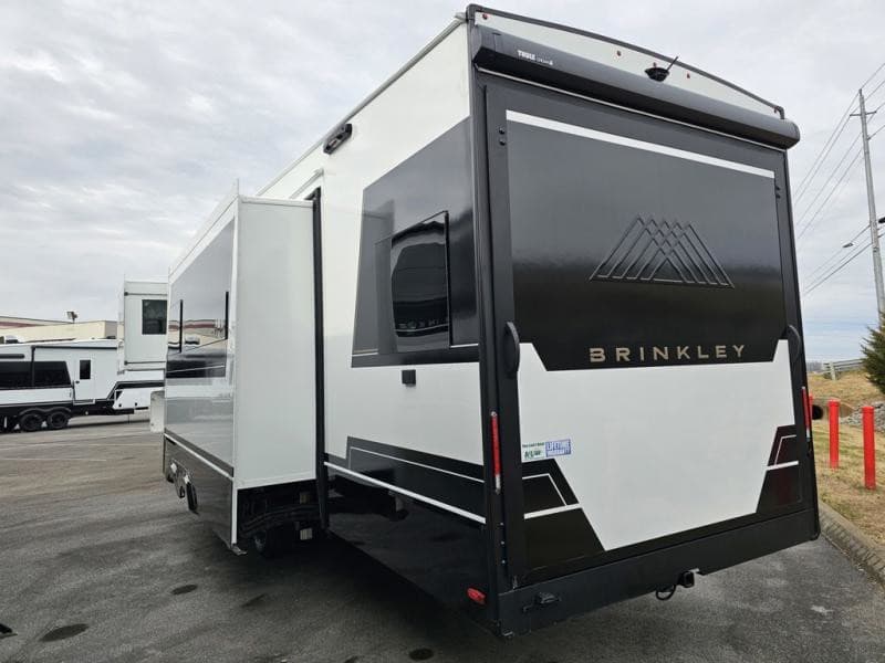 2026 Brinkley 2026 Brinkley Model Z - thumbnail 6