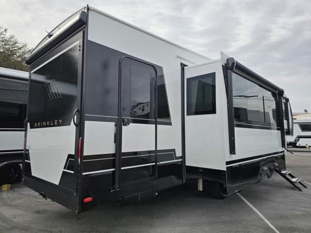 2026 Brinkley RV 2026 Brinkley RV Model Z - thumbnail 8