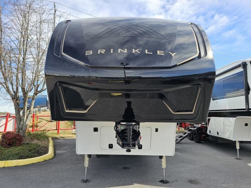 2026 Brinkley 2026 Brinkley Model Z - thumbnail 3