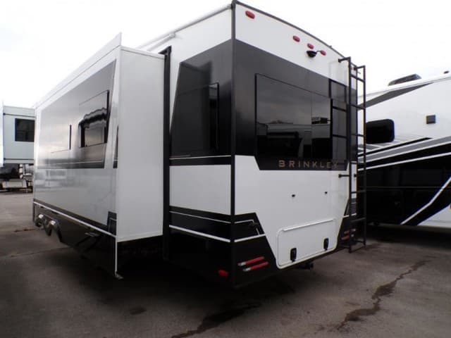 2026 Brinkley RV 2026 Brinkley RV Model Z - thumbnail 4