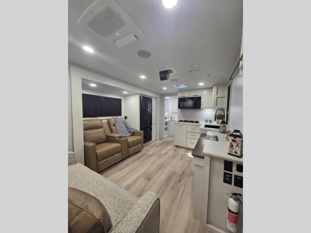 2026 Brinkley RV 2026 Brinkley RV Model I - thumbnail 8