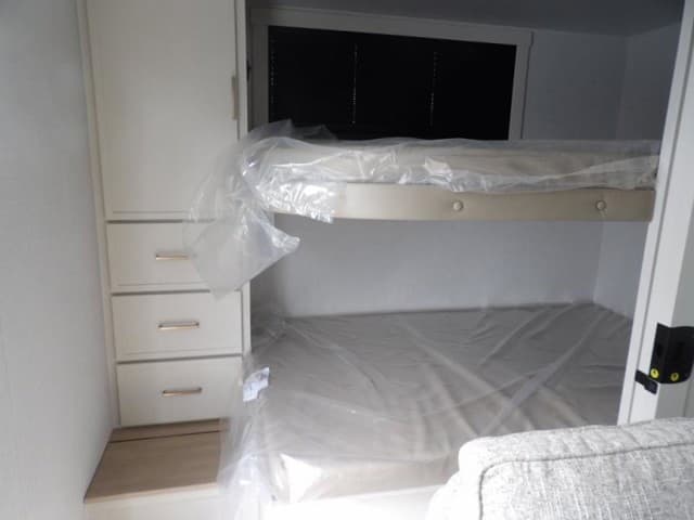 2026 Brinkley RV 2026 Brinkley RV Model I - thumbnail 8