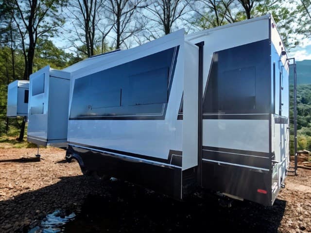 2026 Brinkley RV 2026 Brinkley RV Model Z - thumbnail 5