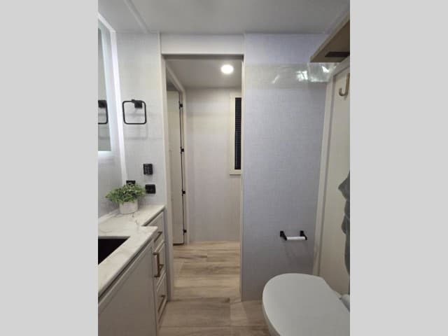 2026 Brinkley RV 2026 Brinkley RV Model I - thumbnail 18