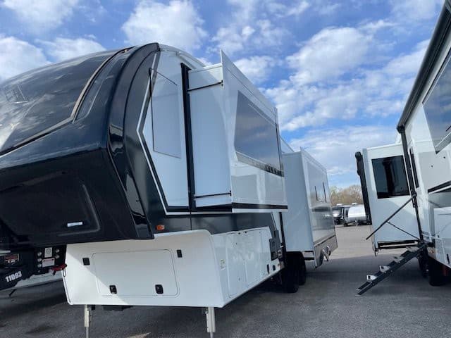 2026 Brinkley RV 2026 Brinkley RV Model Z - thumbnail 3